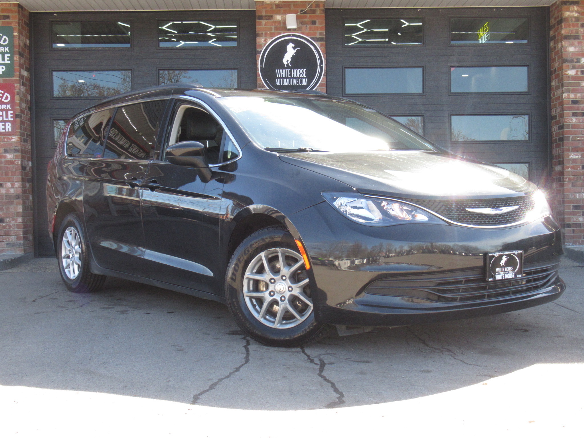 2020 Chrysler Voyager LXI
