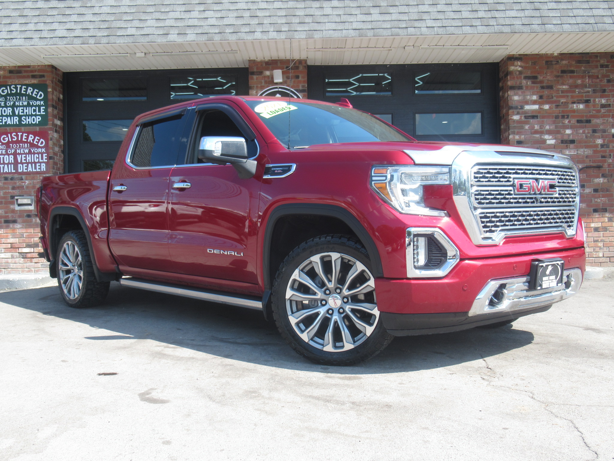 2021 GMC Sierra Denali 4WD Crew Cab Short Box's photo