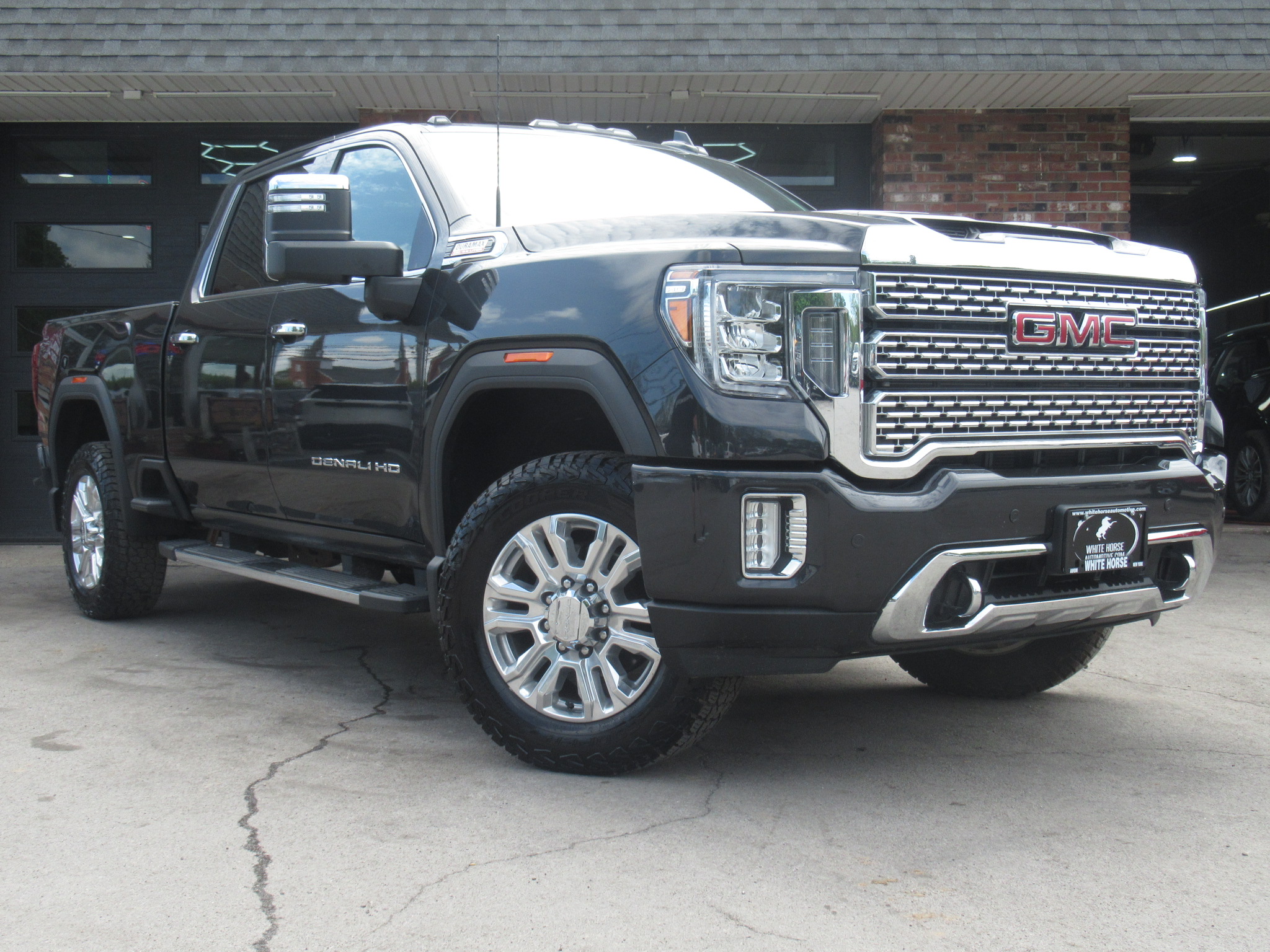 2020 GMC Sierra 4WD Crew Cab Standard Box Denali's photo