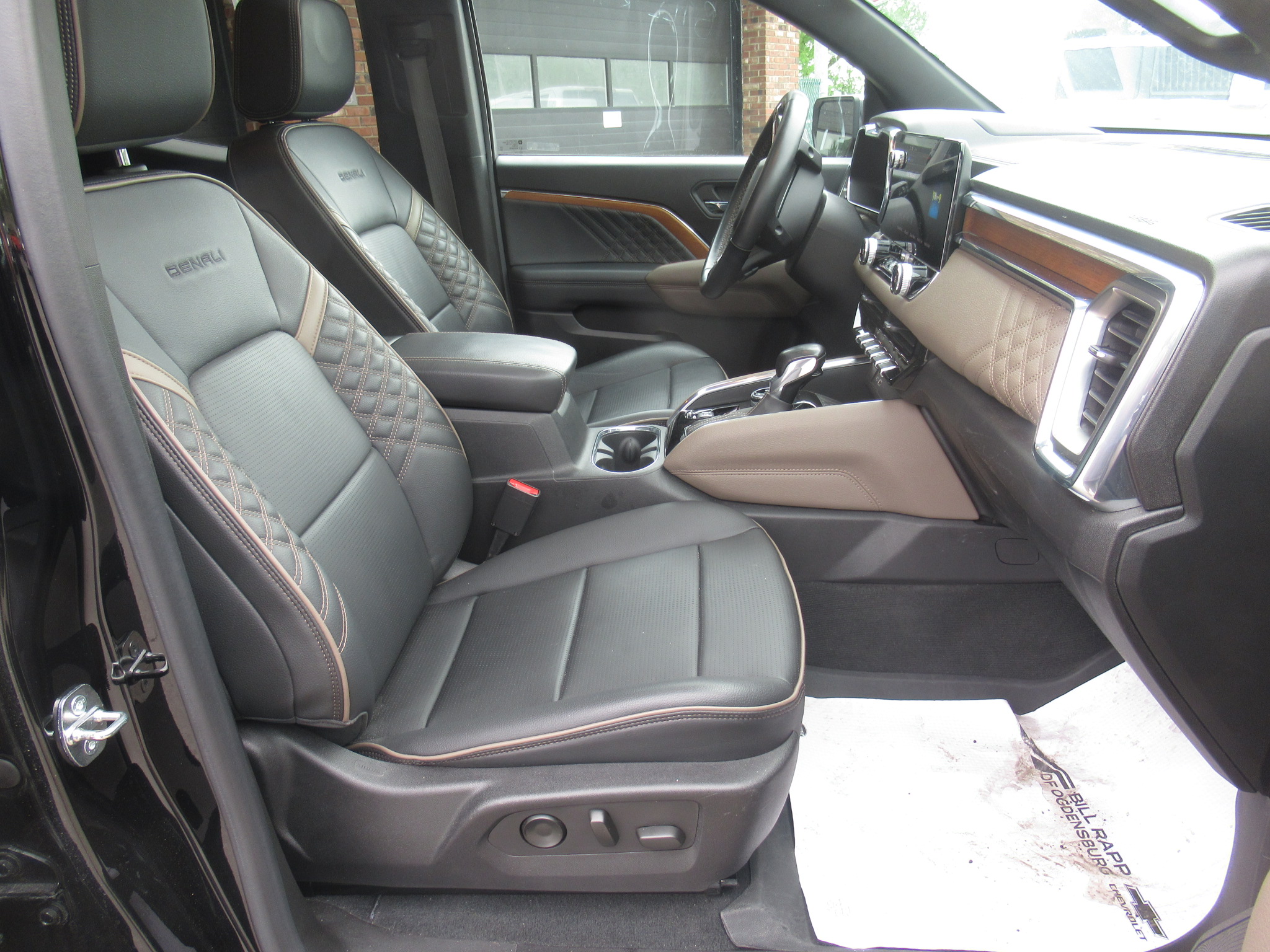 2023 GMC Canyon Denali - Photo 6
